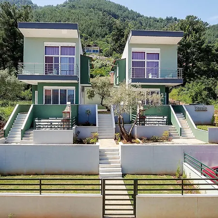 Verde Villas